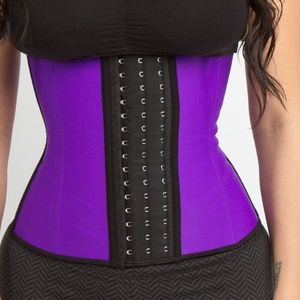 Ann Chery waist trainer